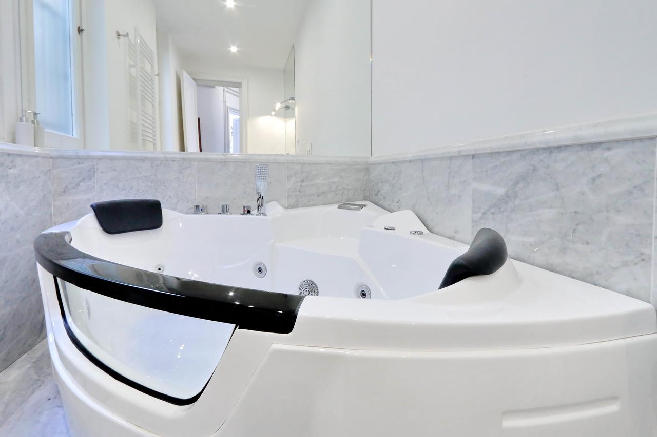 Prestigious Apartment Via Veneto Рим Екстериор снимка